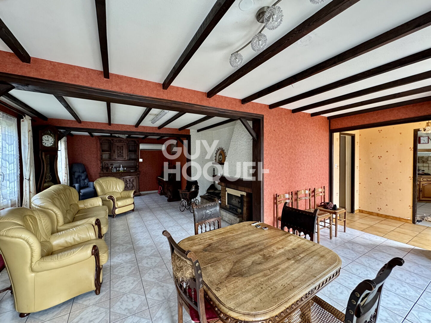 Maison Chuzelles (4 chambres)