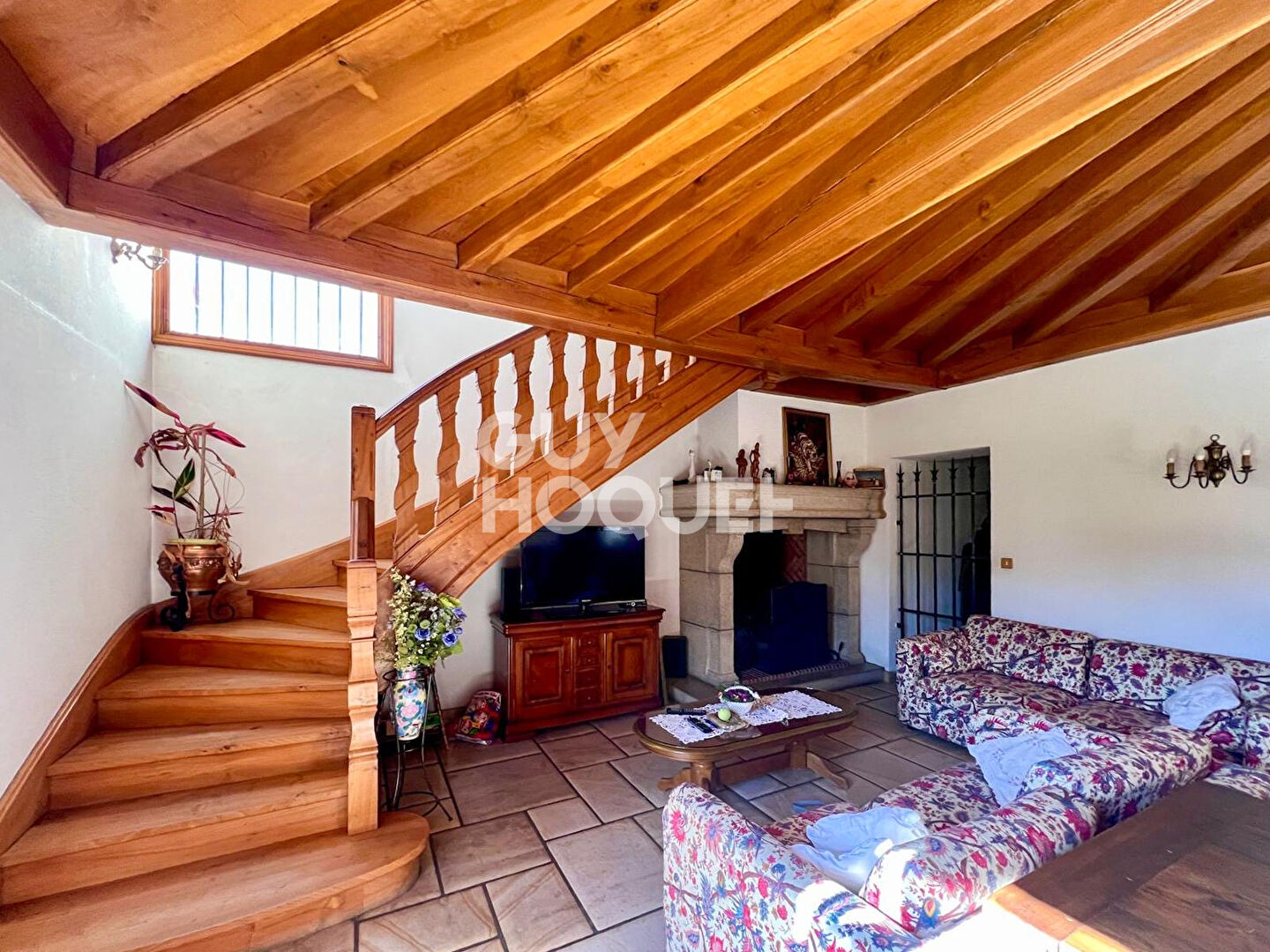 Maison atypique de 155 m², centre de Chaponnay