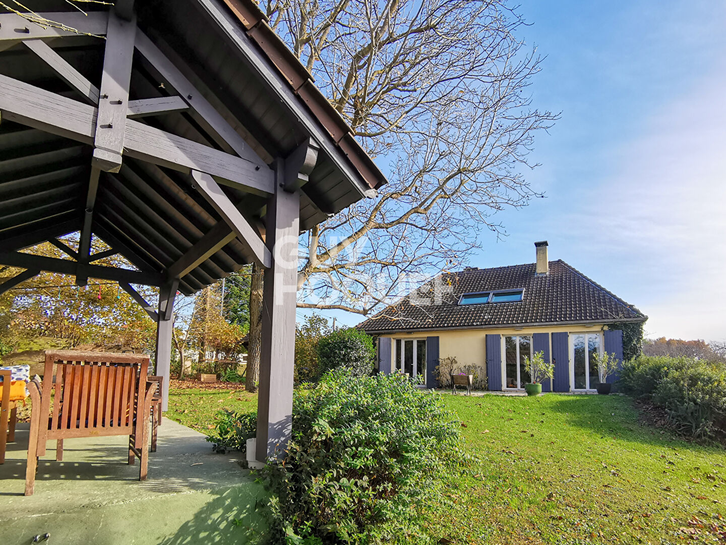 Villa Villette De Vienne 8 pièce(s) 230 m2