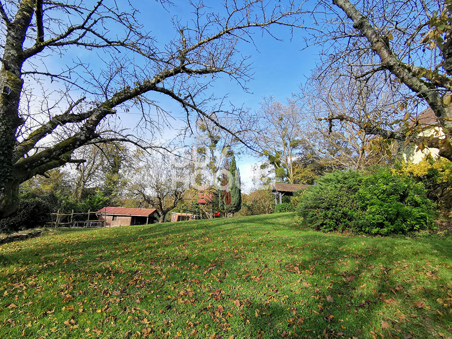 Villa Villette De Vienne 8 pièce(s) 230 m2