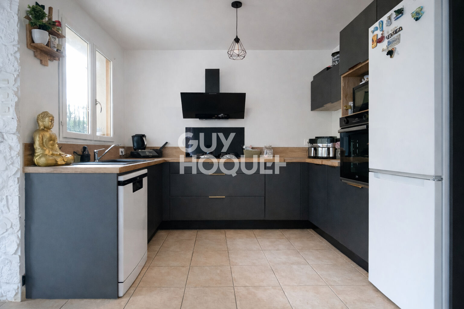 Appartement 89m²  3 chambres Grande pièce de vie Centre village au calme