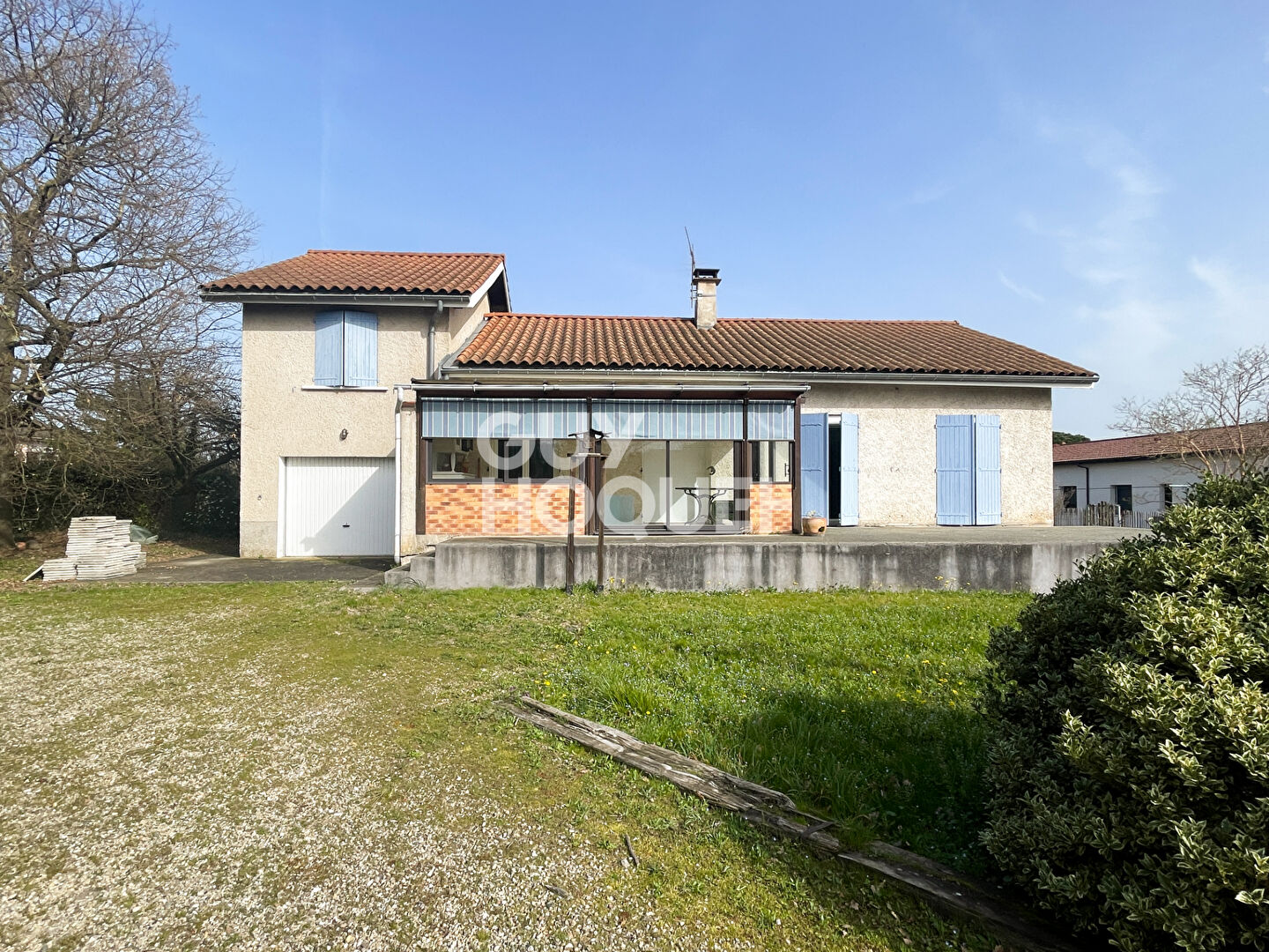 Maison Roussillon 6 pièce(s) 121 m2