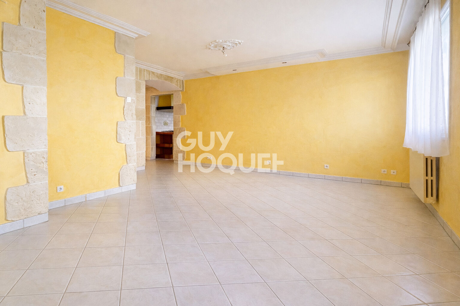 Appartement 67 m²  Fort potentiel 3 ch possible  Garage en option