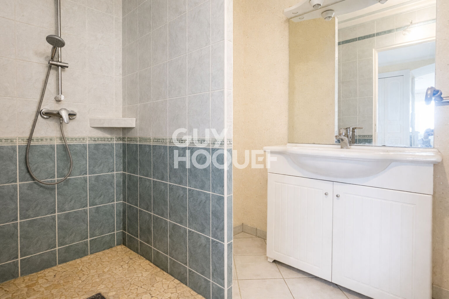 Appartement 67 m²  Fort potentiel 3 ch possible  Garage en option