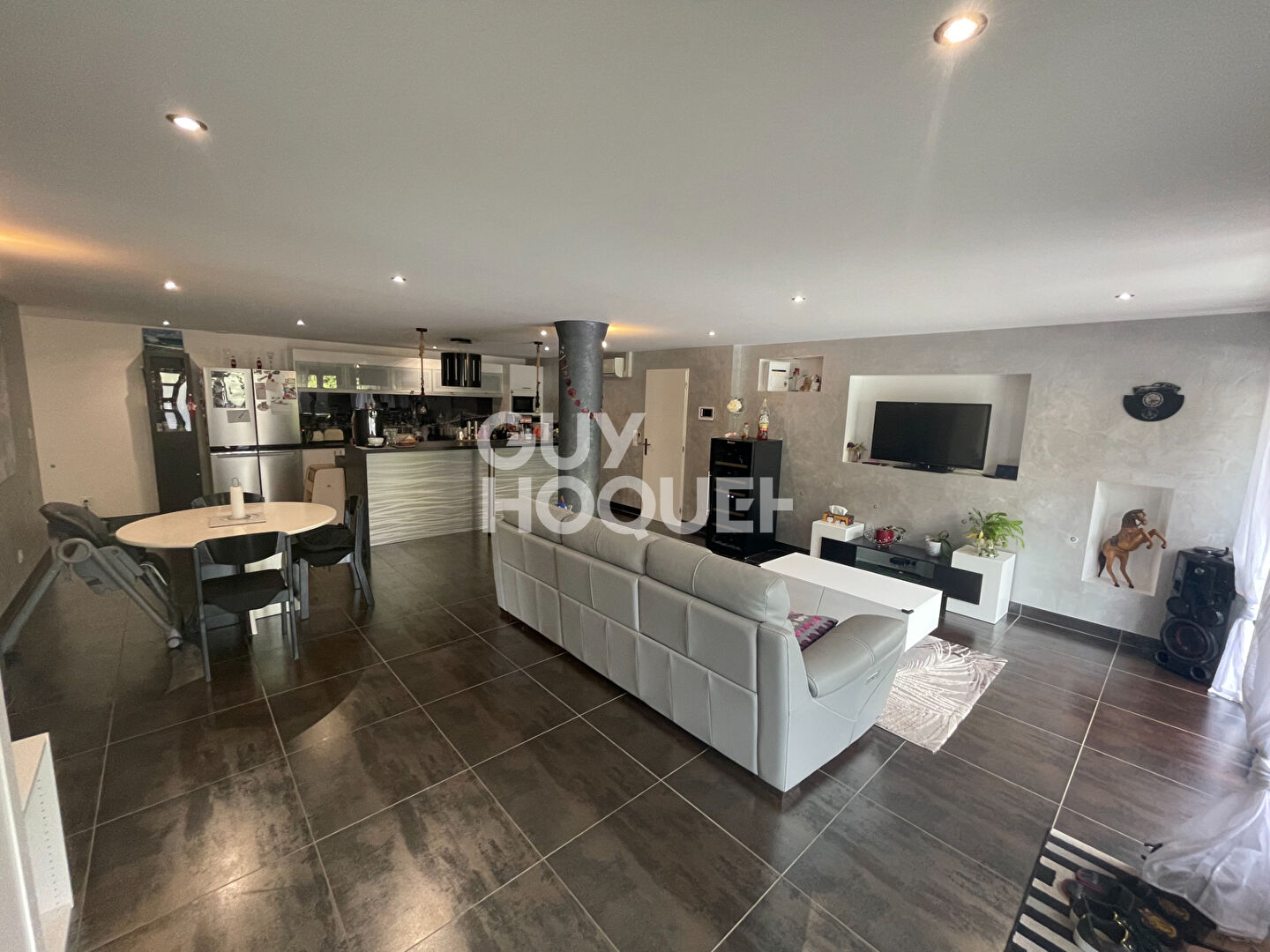 Appartement 5 pièce(s) 135 m2 avec terrasse