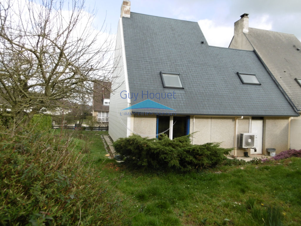 MAISON 4 CHAMBRES PROCHE BOURG