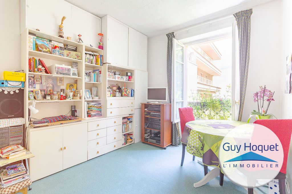 À vendre, appartement 1 pièce d'environ 26m² à SAINT MANDE (94160).