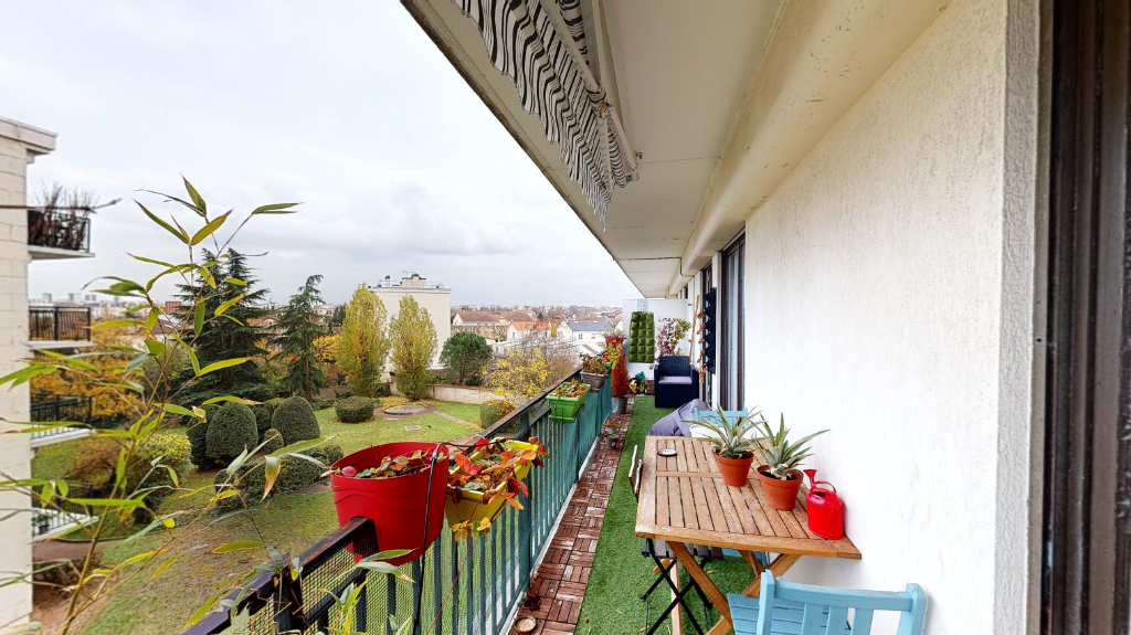 Vente : appartement 5 pièces à SAINT MAUR DES FOSSES