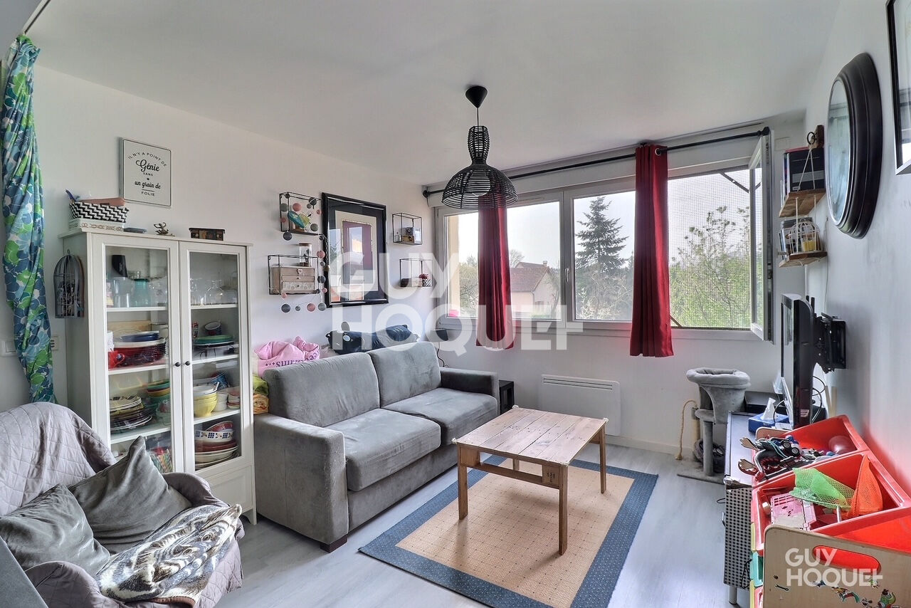 grand studio de 42,22 m2 SECTEUR GAMBETTA