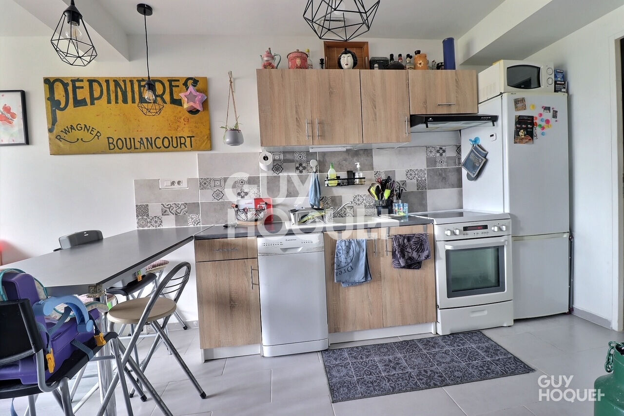 grand studio de 42,22 m2 SECTEUR GAMBETTA