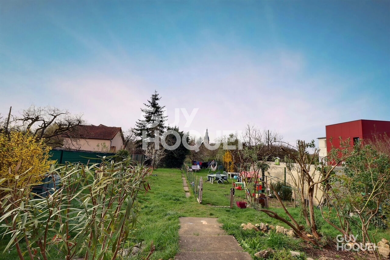 grand studio de 42,22 m2 SECTEUR GAMBETTA