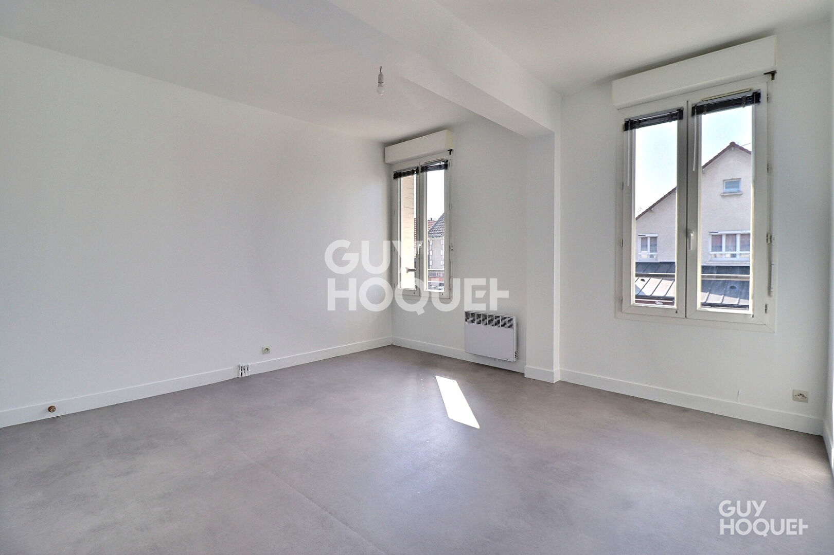 Local professionnel 15,88 m² - Avenue Gabriel Peri