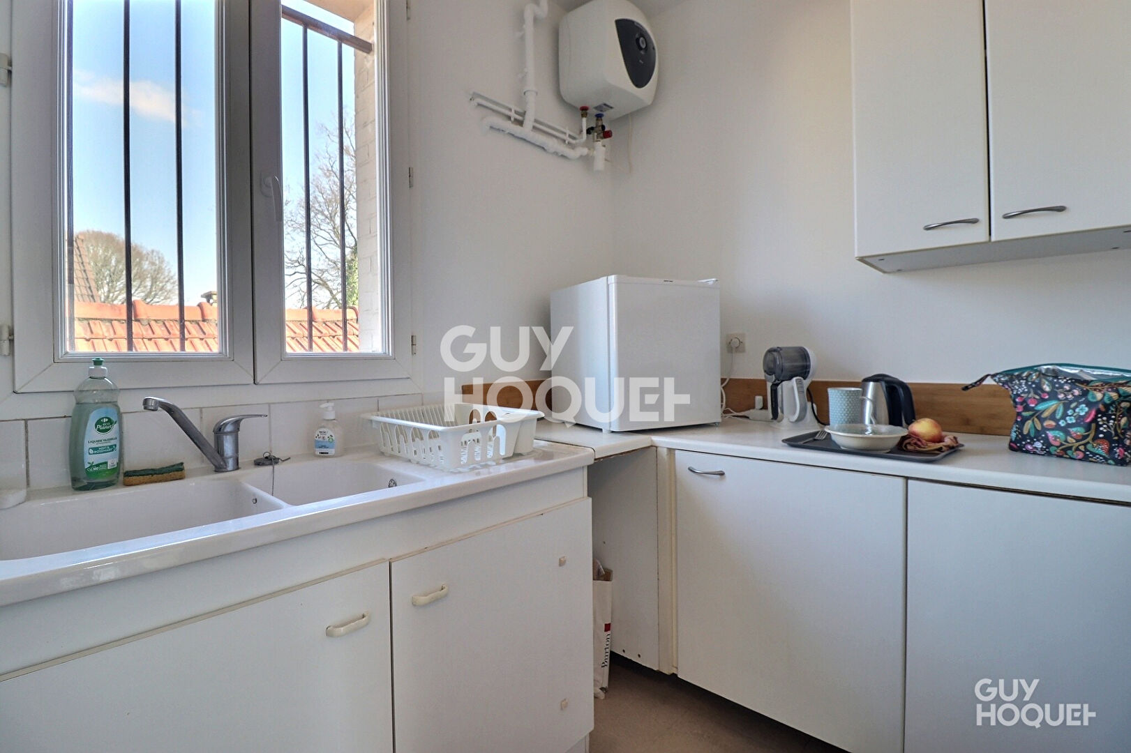 Local professionnel 15,88 m² - Avenue Gabriel Peri