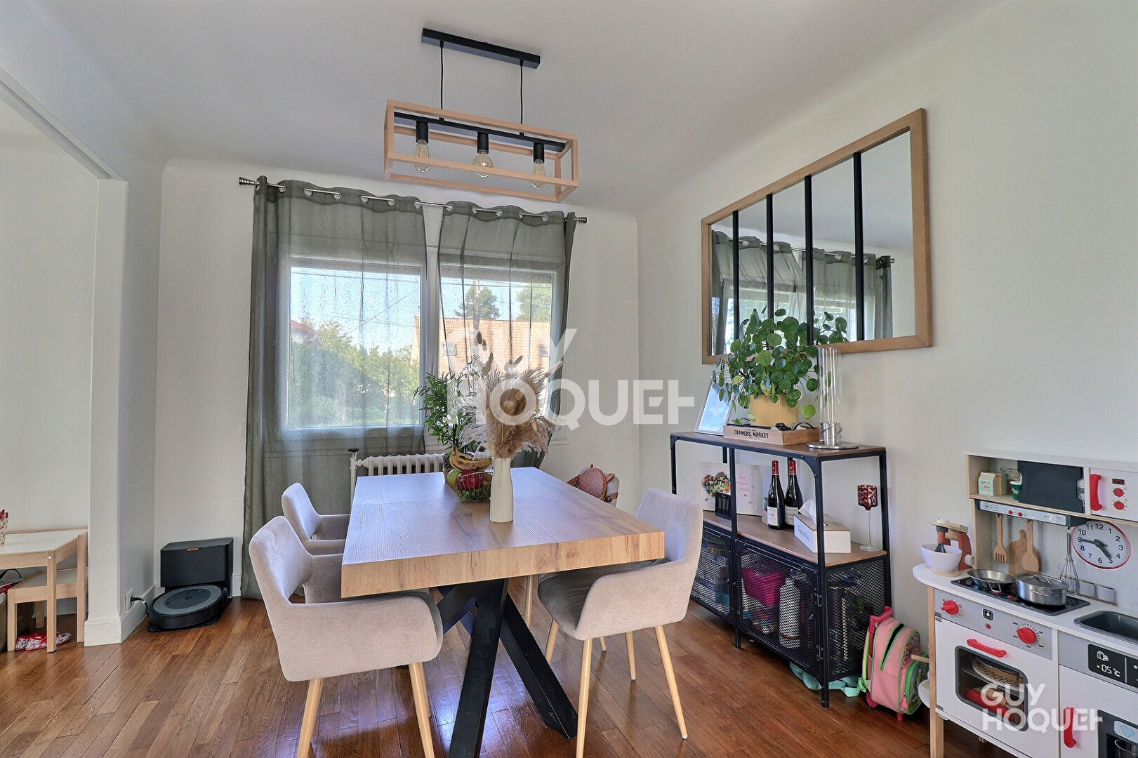 Maison Sainte Genevieve Des Bois 84.69 m2