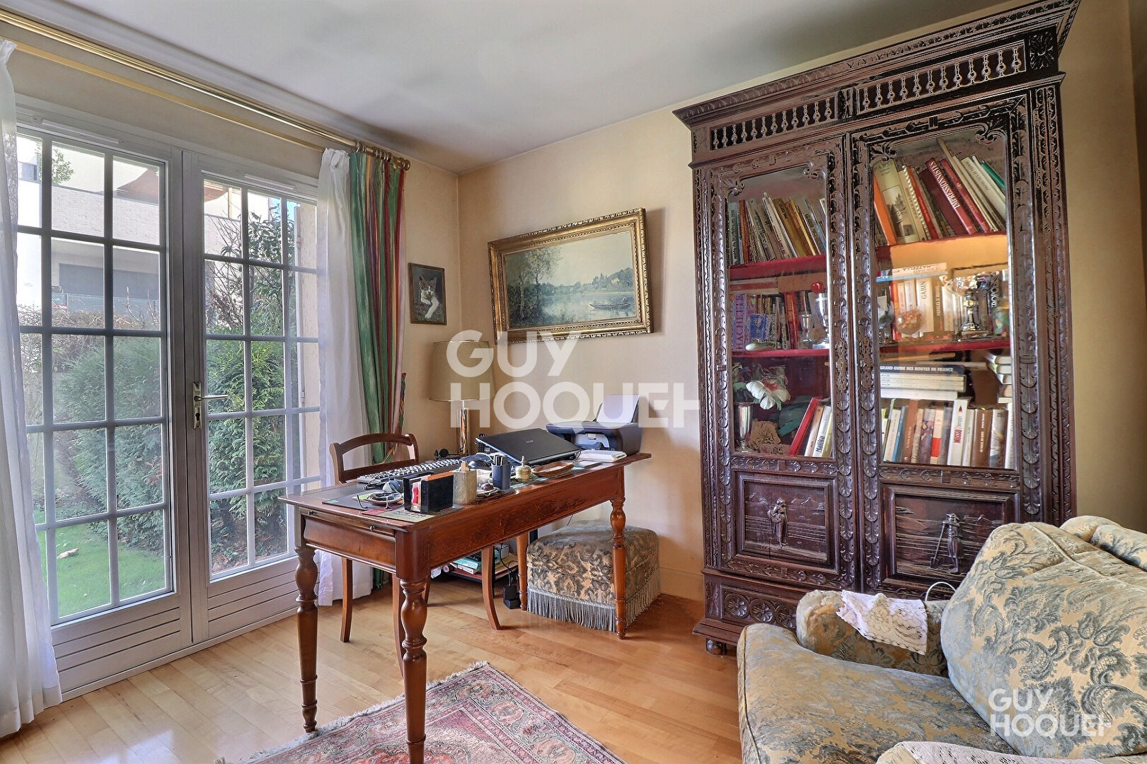 En vente une maison individuelle  6 pièces 127 m2, garage double, jardin arboré