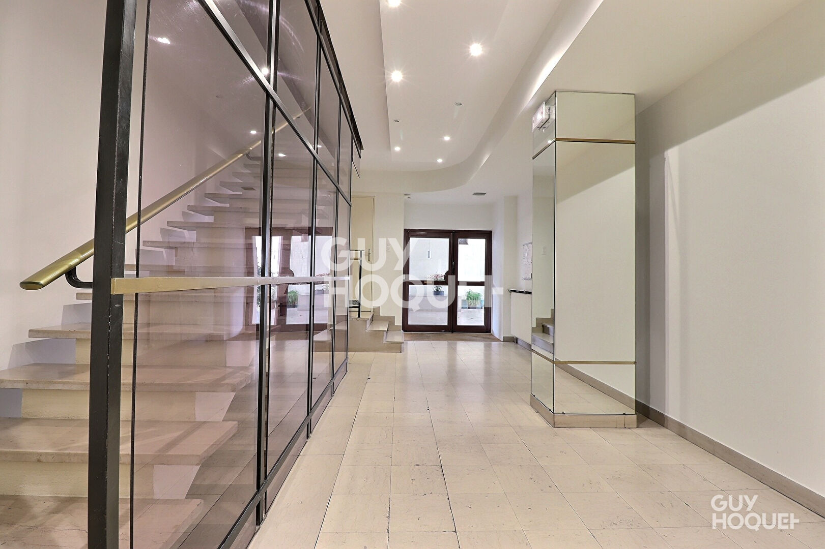 A vendre un appartement Rueil Malmaison 3 pièces  58 m2 cave et box