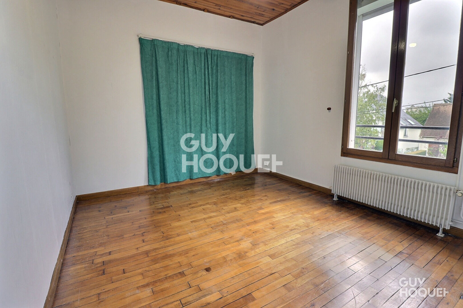 A VENDRE Maison Sainte-Geneviève-des-Bois 6 pièces 120 m2 sur 609 m² de terrain,