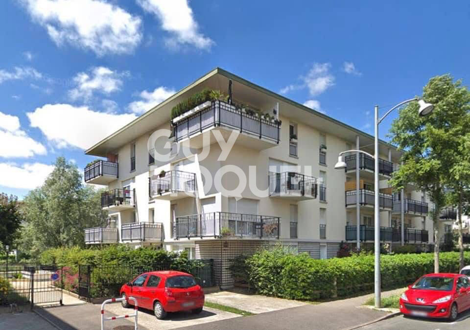 Appartement Sainte Genevieve Des Bois 2 pièce(s)