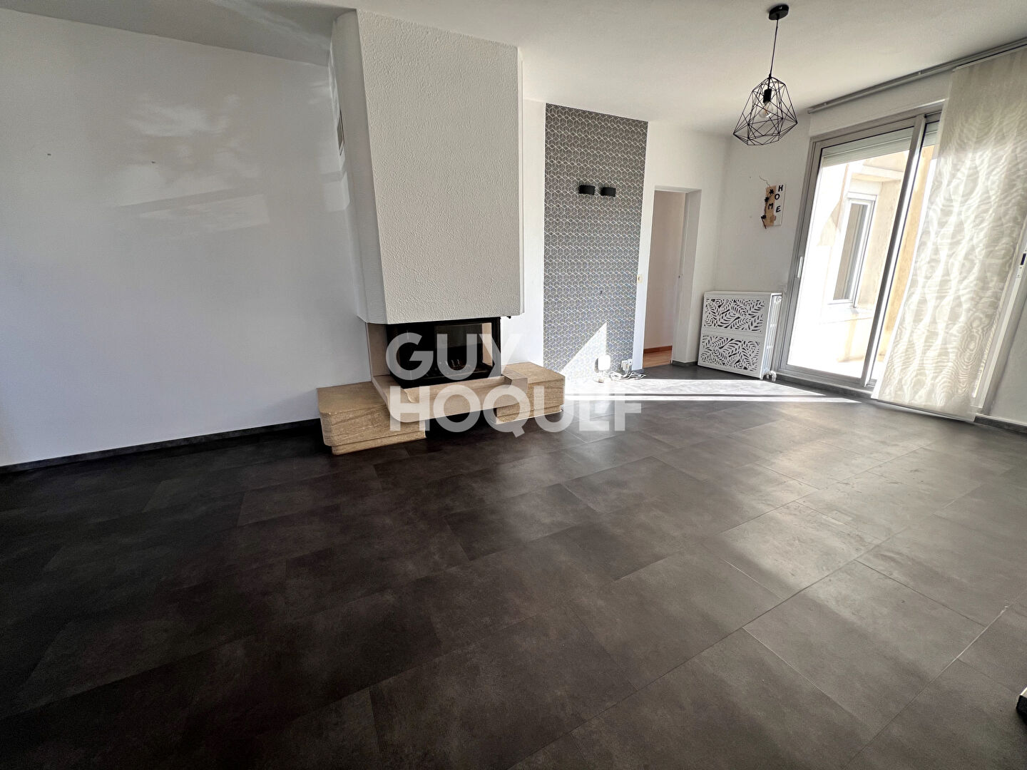 TRIANGLE D'OR Sainte Genevieve Des Bois maison 6 pièce(s) 159.33 m2