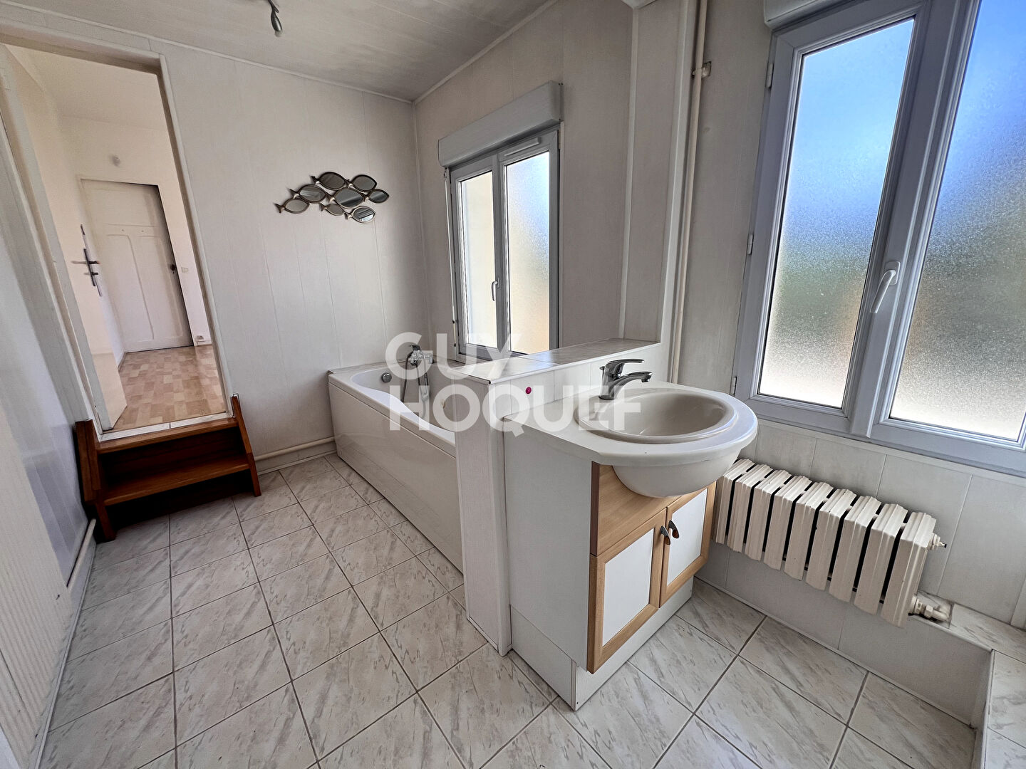 TRIANGLE D'OR Sainte Genevieve Des Bois maison 6 pièce(s) 159.33 m2