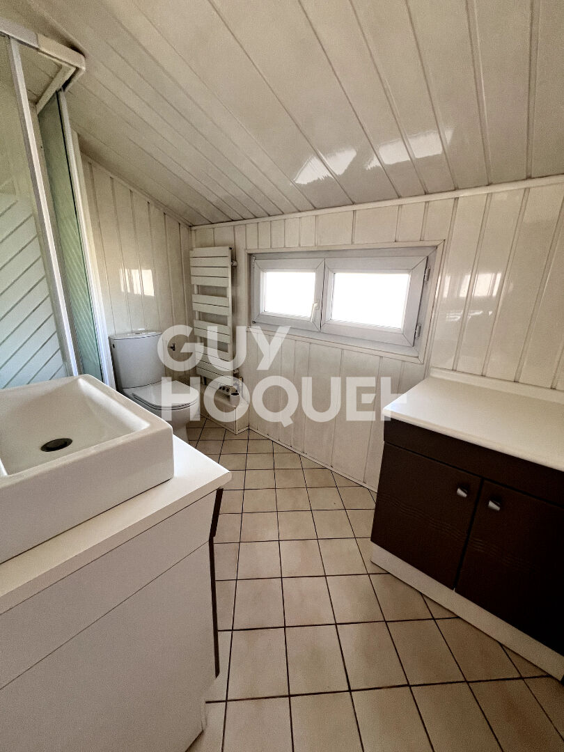 TRIANGLE D'OR Sainte Genevieve Des Bois maison 6 pièce(s) 159.33 m2