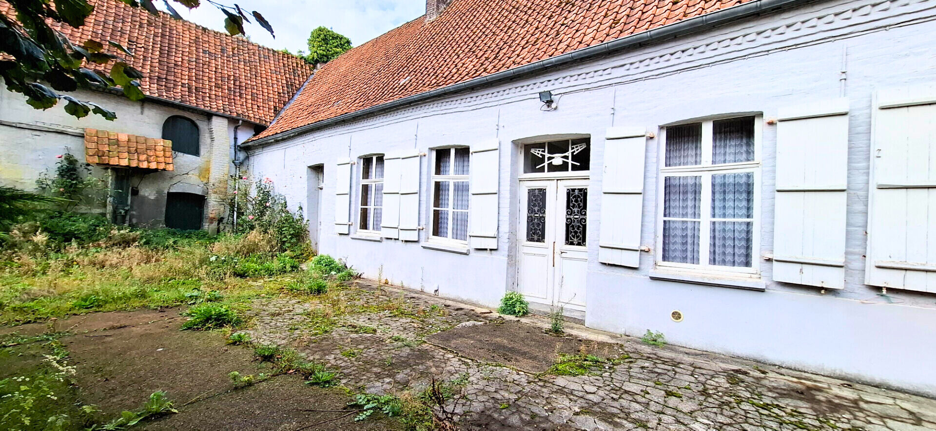 Corps de ferme avec potentiel professionnel