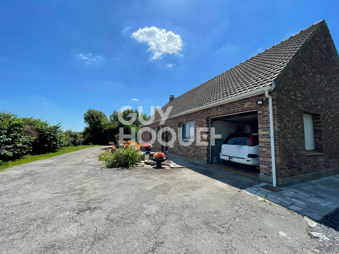 BISSEZEELE : Pavillon 5 pièces , sur un terrain de 3000m²