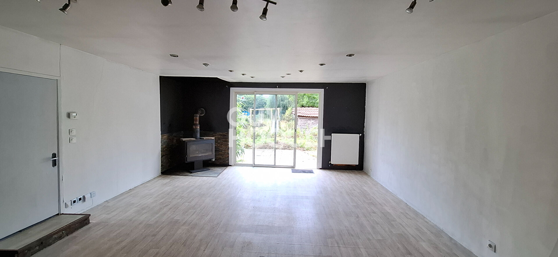 Plain pied à vendre à Cauchy à la Tour - Référence KB1055