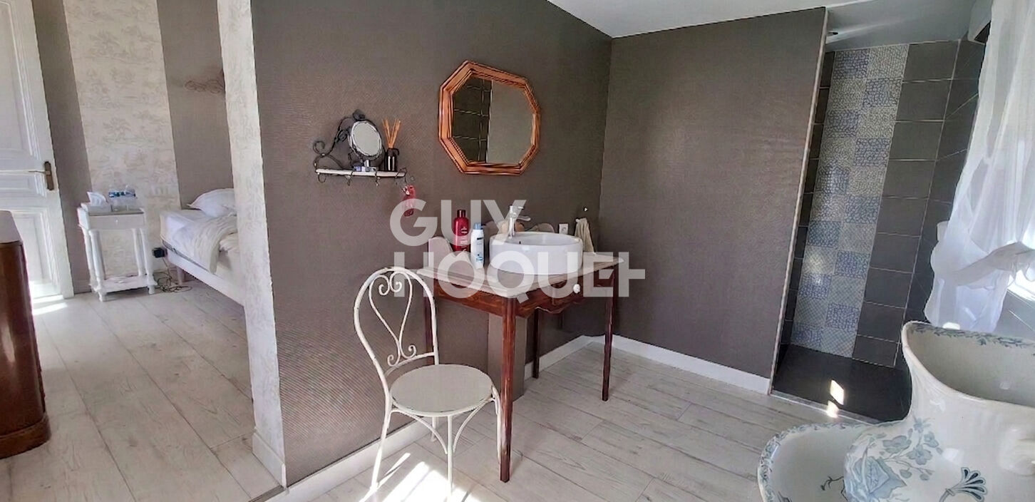 Villa d'exception à vendre à Hesdin la Forêt - Exclusivité Guy Hoquet