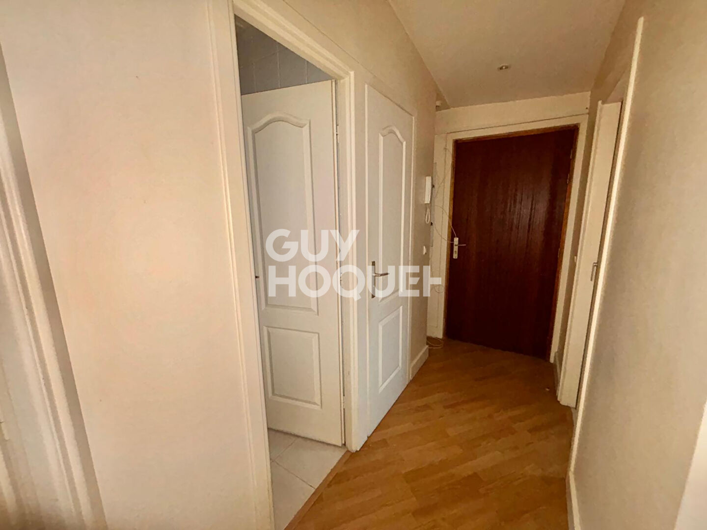 PORTE DE CLIGNANCOURT - 2/3 PIÈCES - 53,22 M²