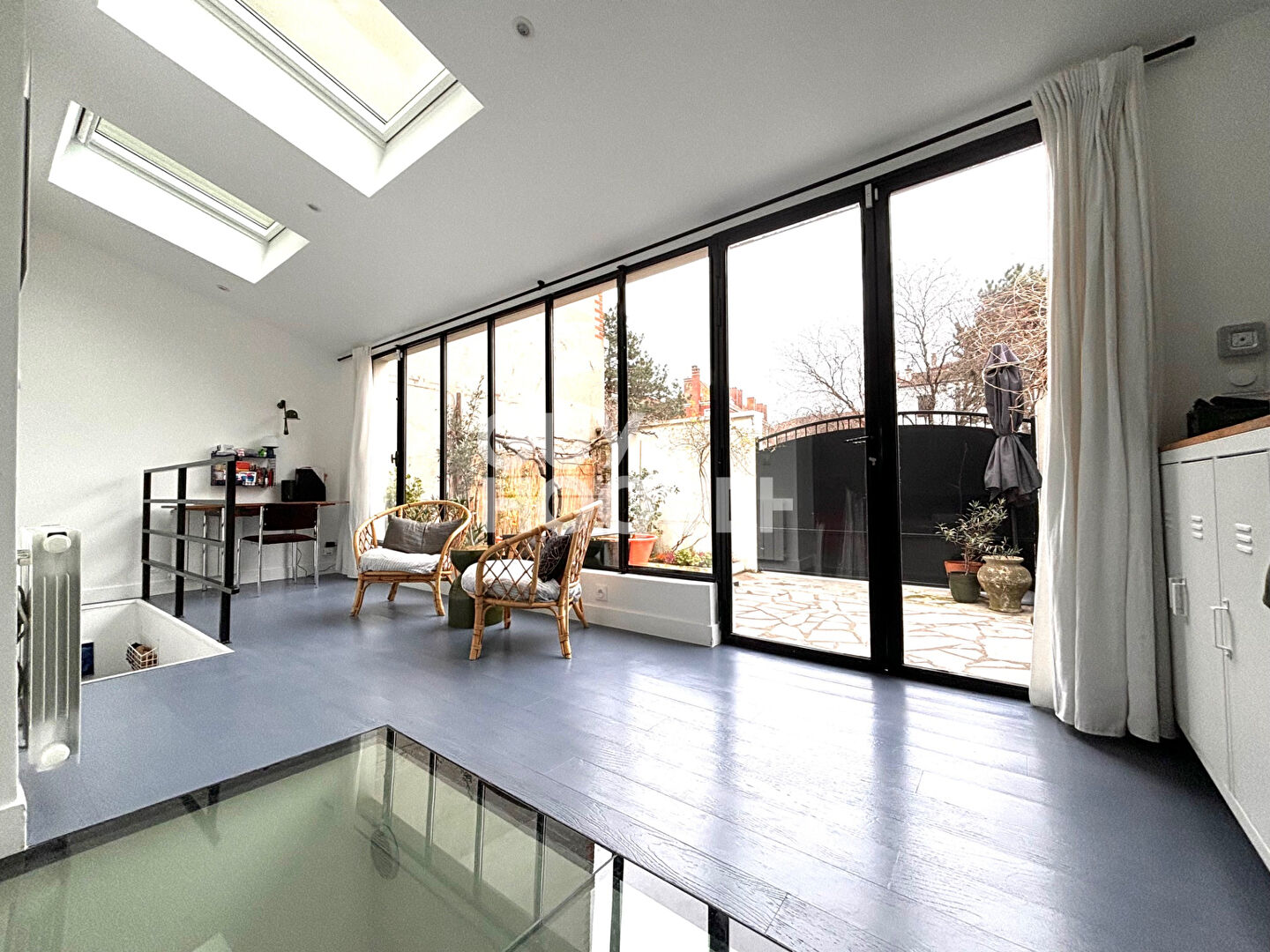 QUARTIER DEBAIN /PORTE DE CLIGNANCOURT Maison  4 pièces 95m2