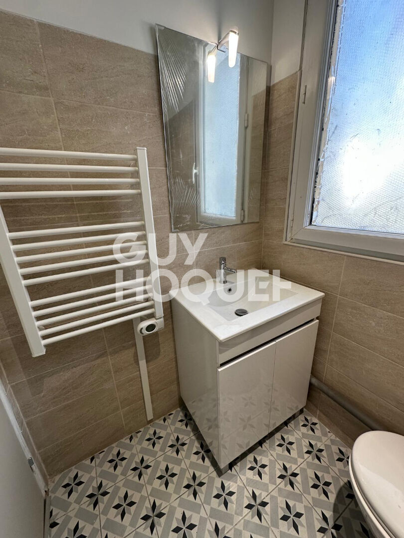 QUARTIER DES PUCES - 2 PIÈCES - 30,93 M²