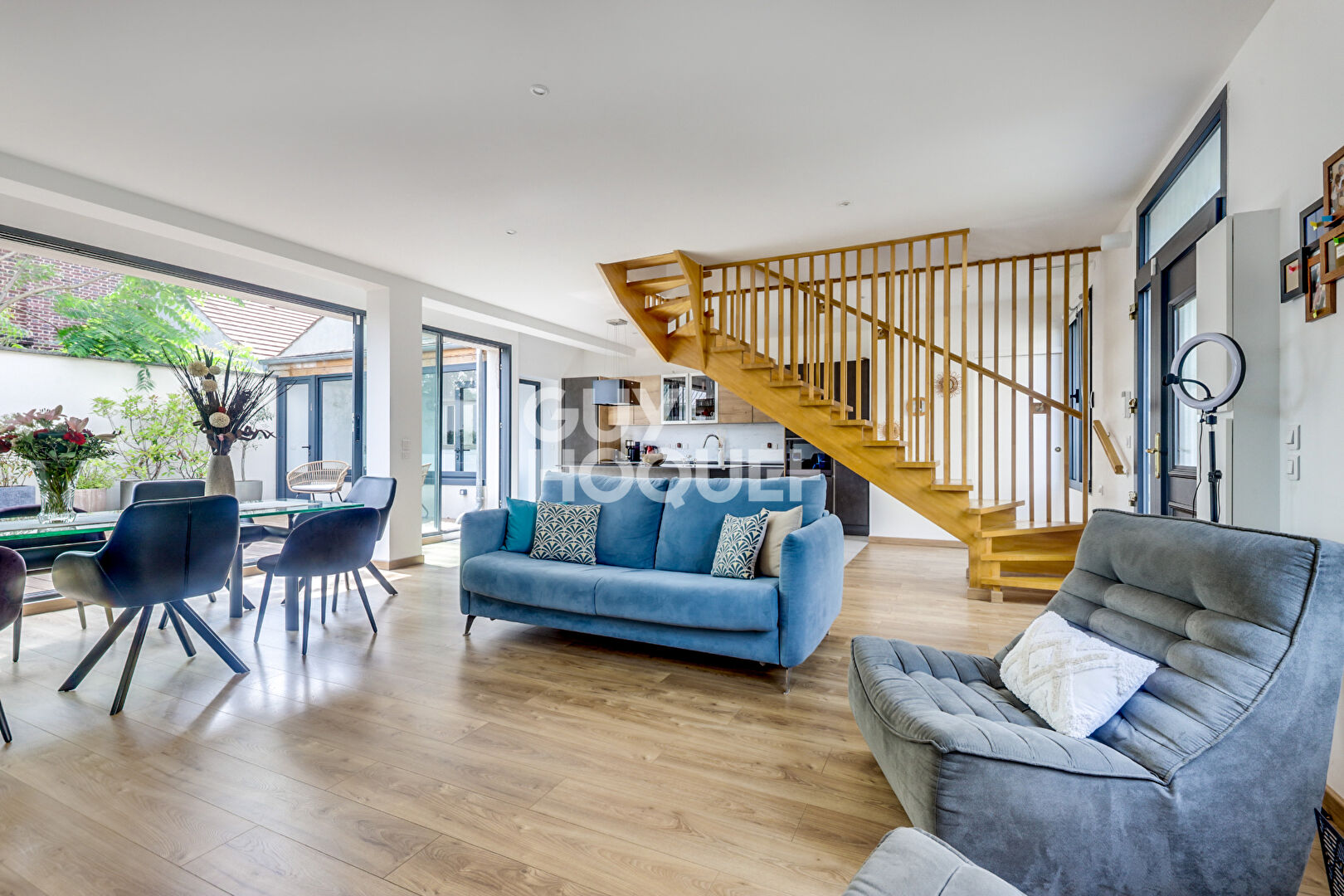 SECTEUR MAIRIE DE SAINT-OUEN - MAISON 5  PIÈCES  188 m² - EXTÈRIEURS 40 m²