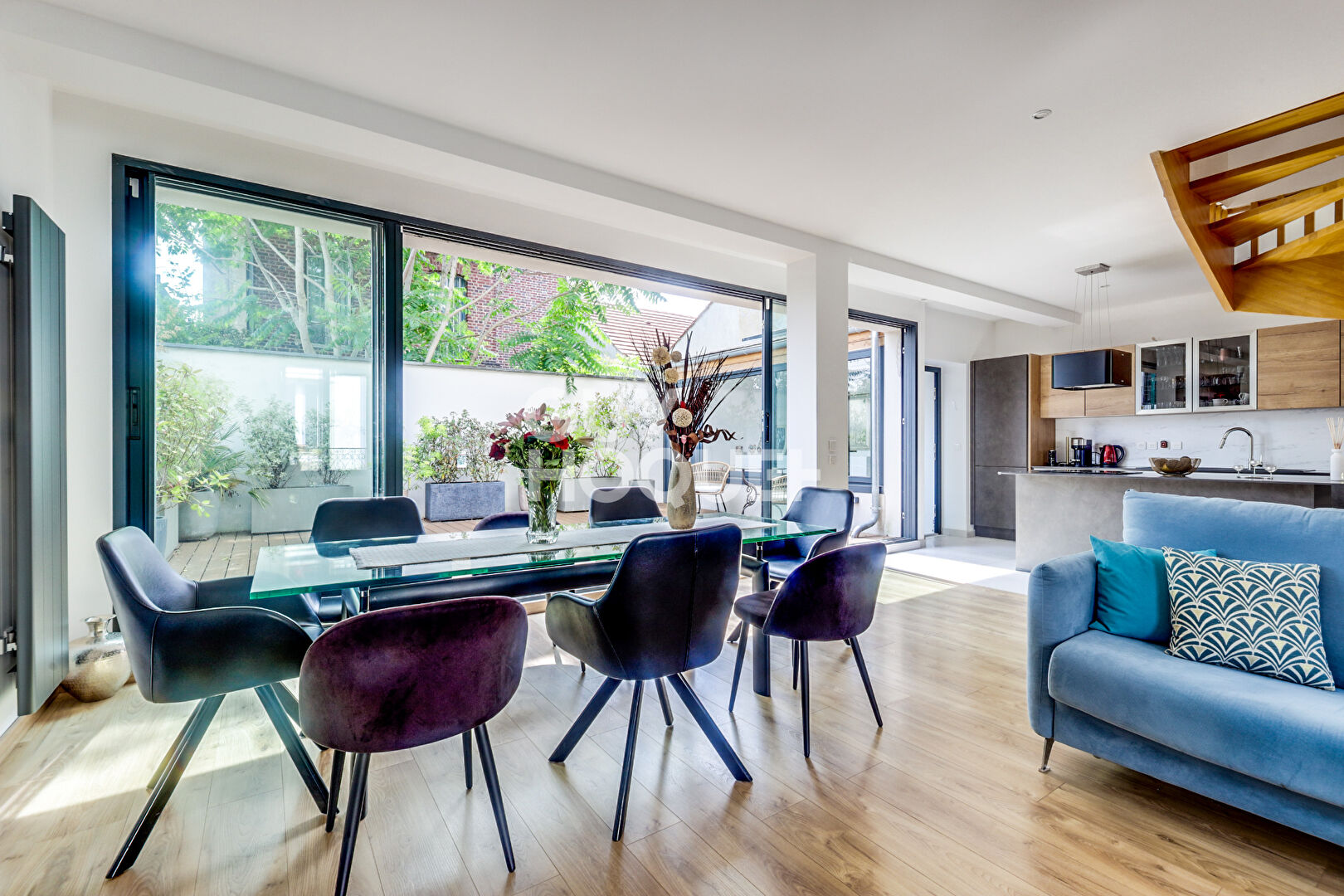 SECTEUR MAIRIE DE SAINT-OUEN - MAISON 5  PIÈCES  188 m² - EXTÈRIEURS 40 m²