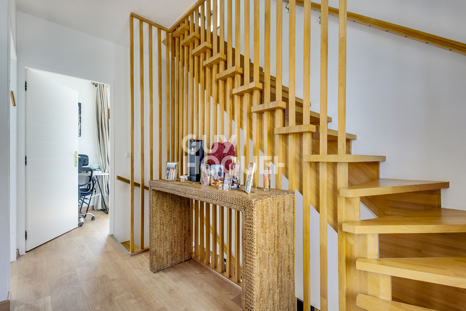 SECTEUR MAIRIE DE SAINT-OUEN - MAISON 5  PIÈCES  188 m² - EXTÈRIEURS 40 m²