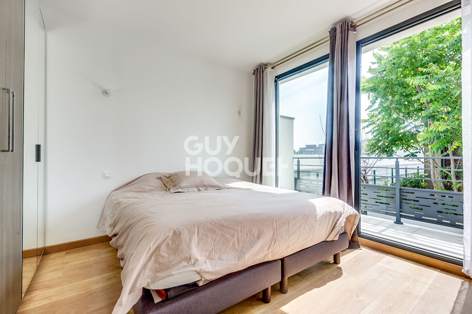 SECTEUR MAIRIE DE SAINT-OUEN - MAISON 5  PIÈCES  188 m² - EXTÈRIEURS 40 m²