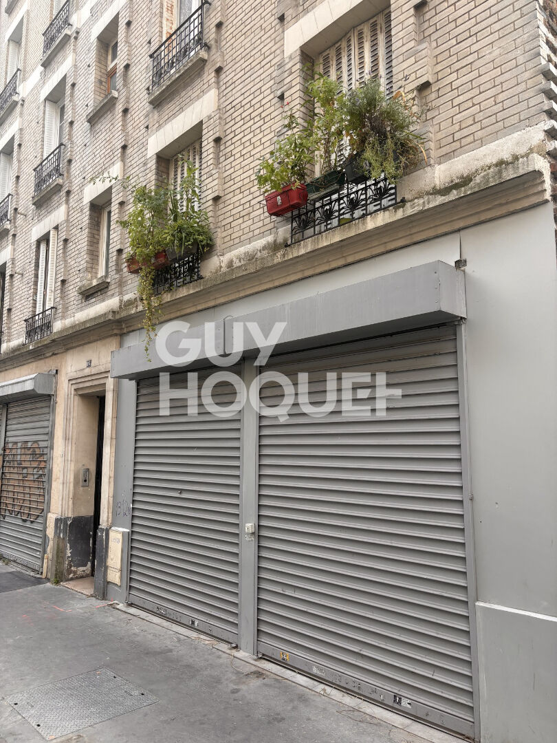 PORTE DE CLIGNANCOURT - MURS COMMERCIAL  22,06 M² - CAVE