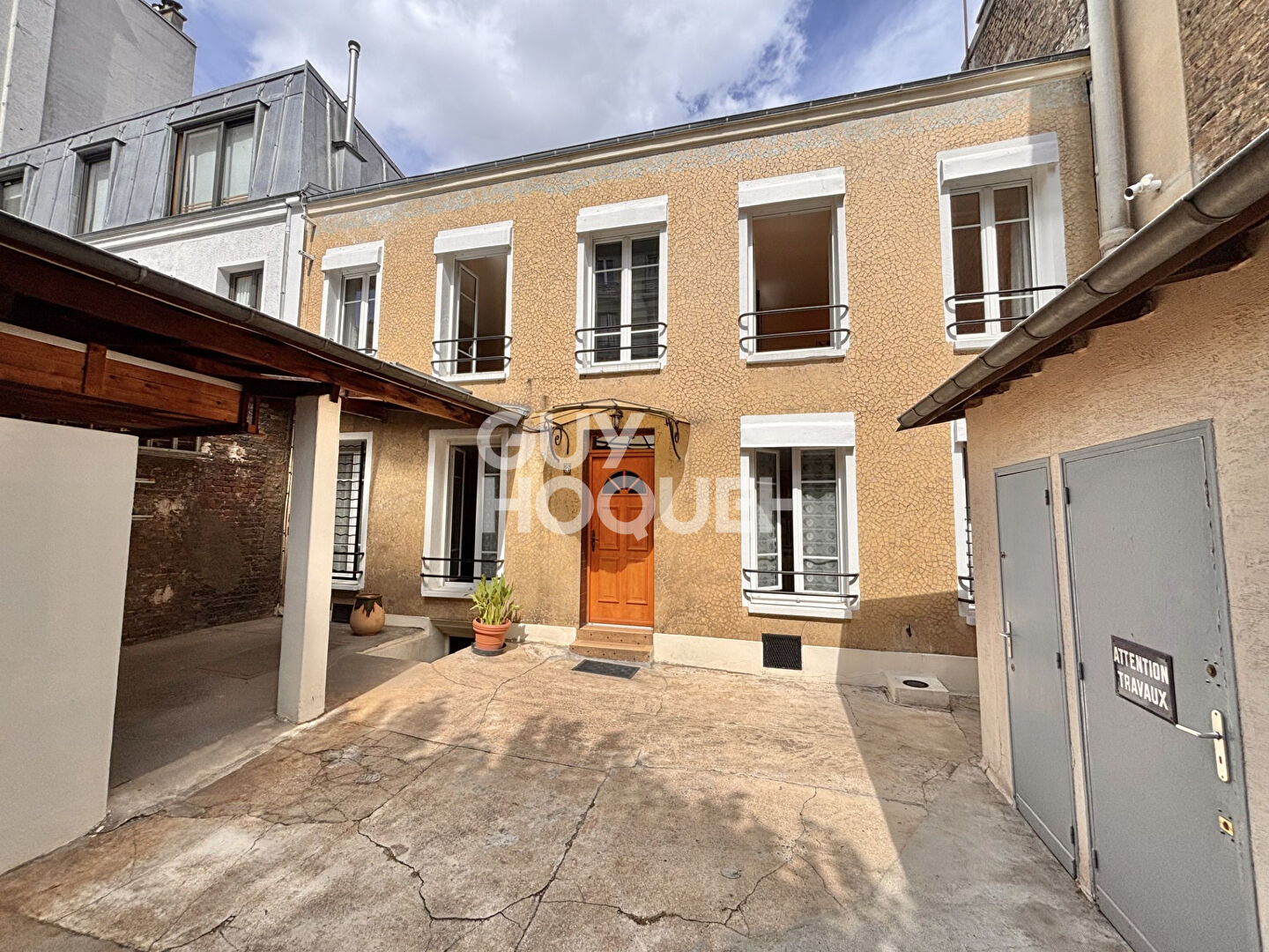 GODILLOT/BAUER - MAISON 96 M²  - 4 PIÈCES - COUR - SOUS-SOL - GARAGE