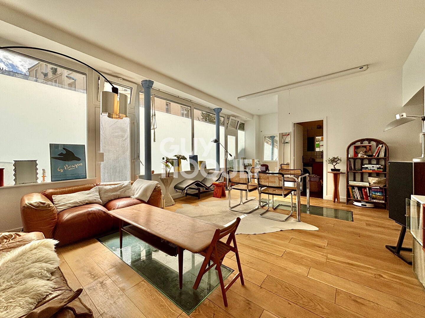 QUARTIER MAIRIE/BAUER - 4 PIÈCES - 88 M² - CAVE