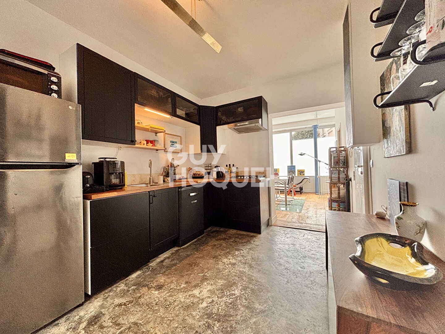 QUARTIER MAIRIE/BAUER - 4 PIÈCES - 88 M² - CAVE