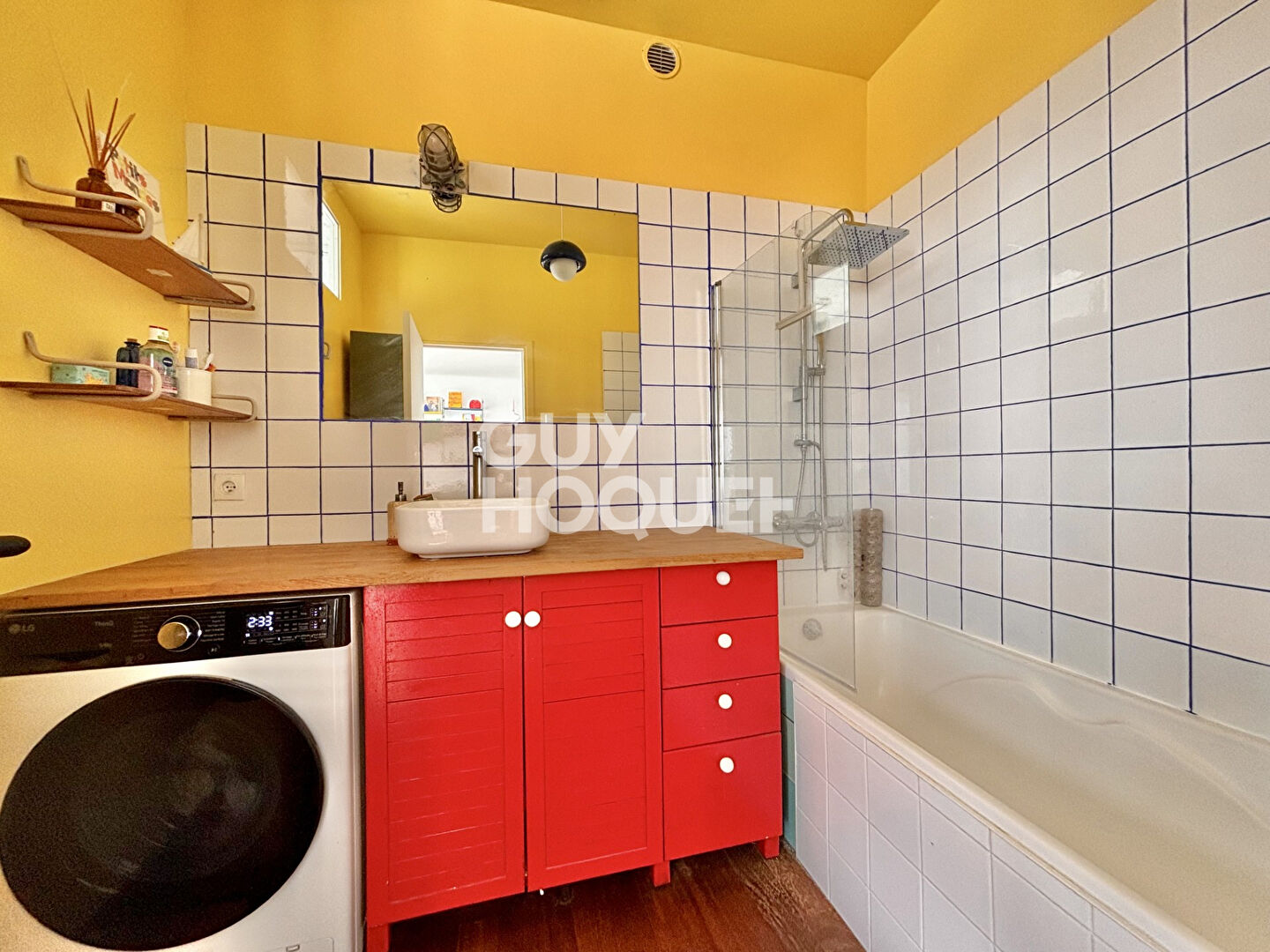 QUARTIER MAIRIE/BAUER - 4 PIÈCES - 88 M² - CAVE