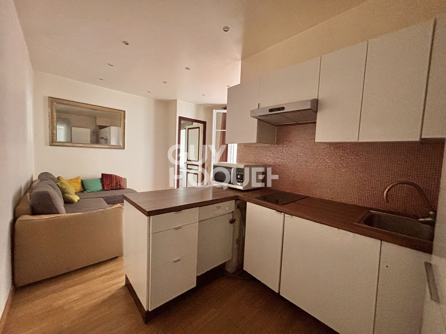 MAIRIE DE SAINT-OUEN - 2 PIÈCES 40,13 M² - CAVE