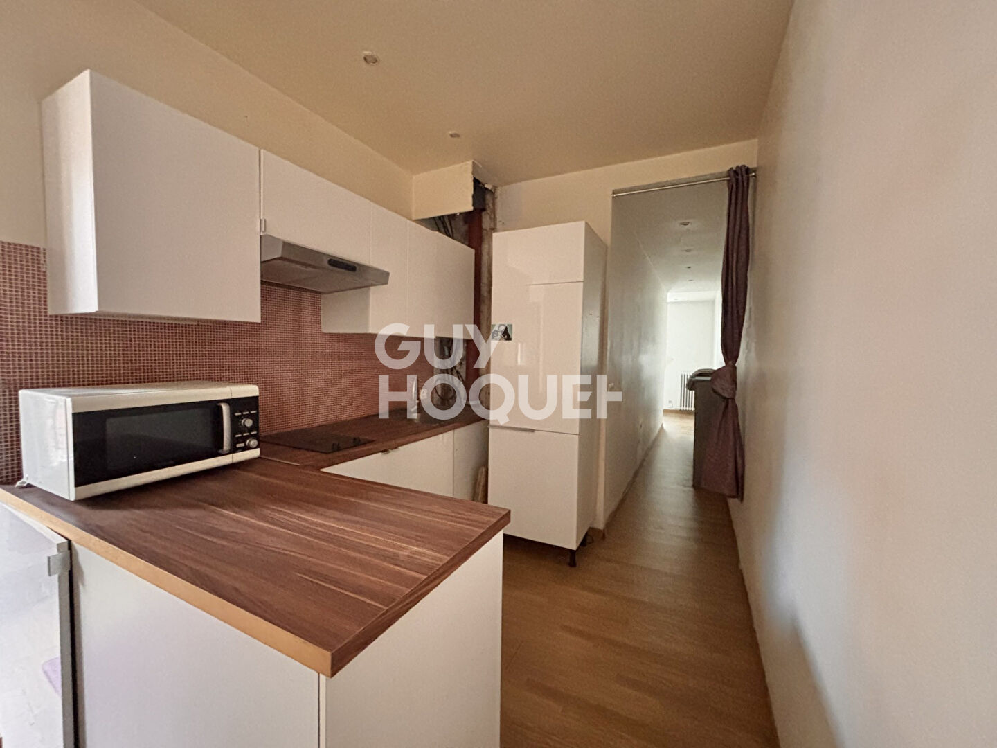 MAIRIE DE SAINT-OUEN - 2 PIÈCES 40,13 M² - CAVE