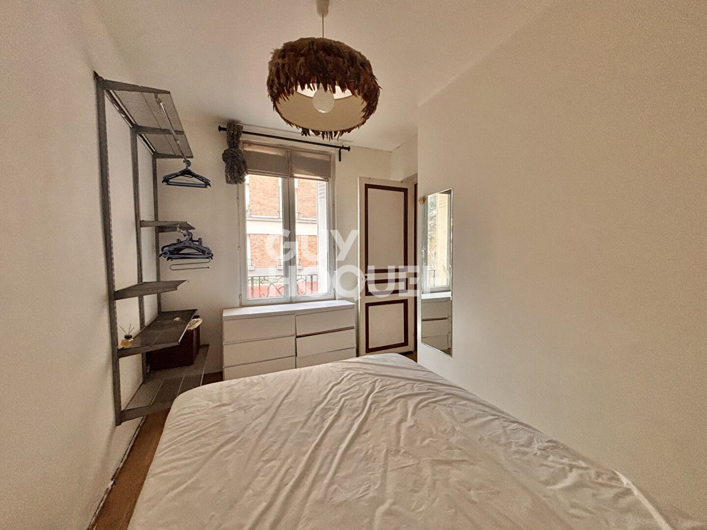 MAIRIE DE SAINT-OUEN - 2 PIÈCES 40,13 M² - CAVE