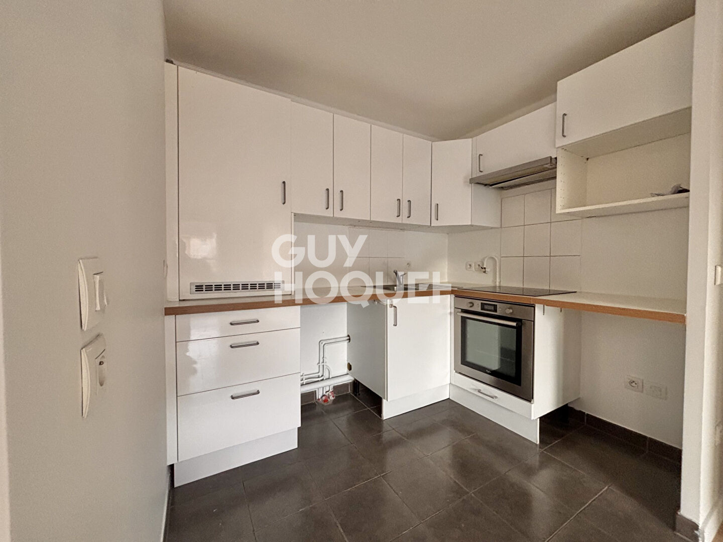 Appartement Neuilly Sur Marne 3 pièce(s) 57 m2 balcon 5 m²  - parking