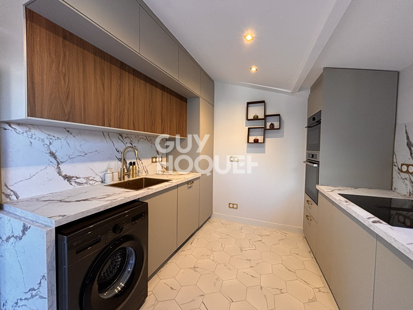 Appartement Mairie de Saint Ouen Sur Seine 6 pièce(s) 119.07m2-Terrasse