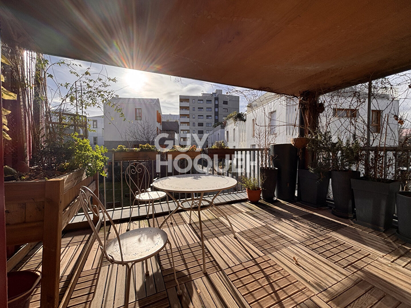 L'ILE-SAINT-DENIS - 3 PIÈCES - 77,32 M² - BALCON 11,94 M²