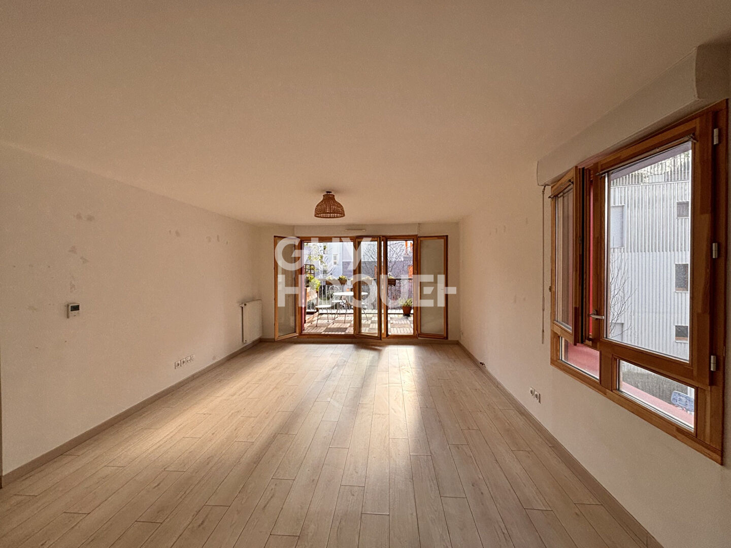 L'ILE-SAINT-DENIS - 3 PIÈCES - 77,32 M² - BALCON 11,94 M²