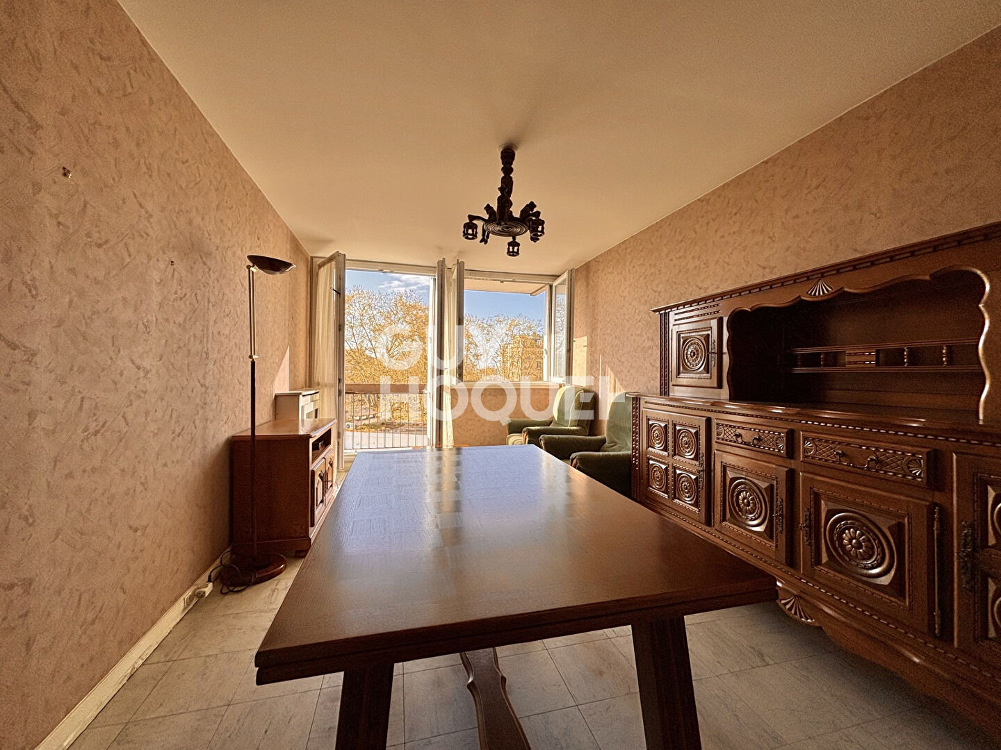 MAIRIE DE SAINT-OUEN - 2 PIÈCES - 50M² - BALCON - PARKING