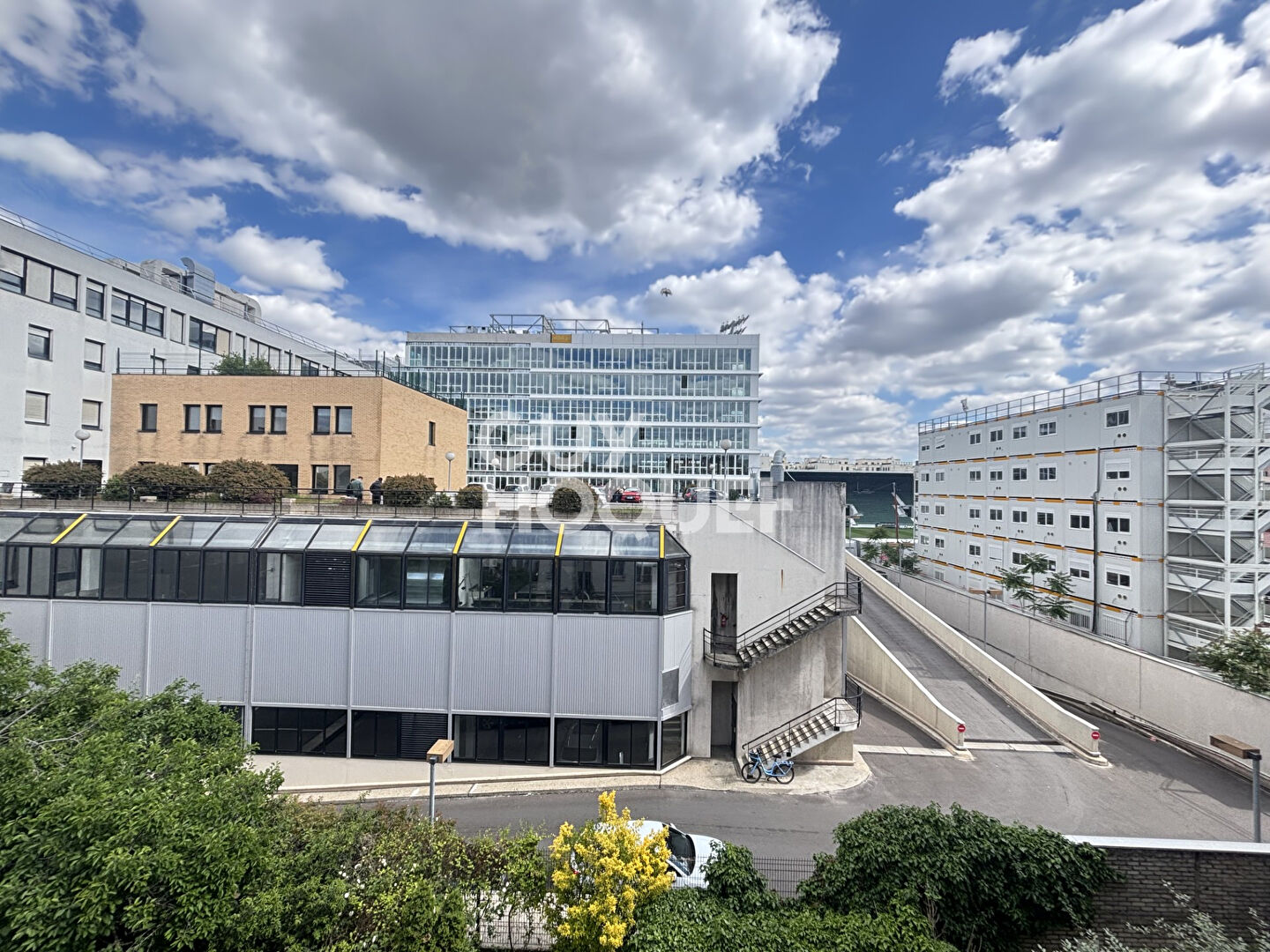 QUARTIER BLANQUI / ROSIERS - 2 PIÈCES - 37 M² - CAVE